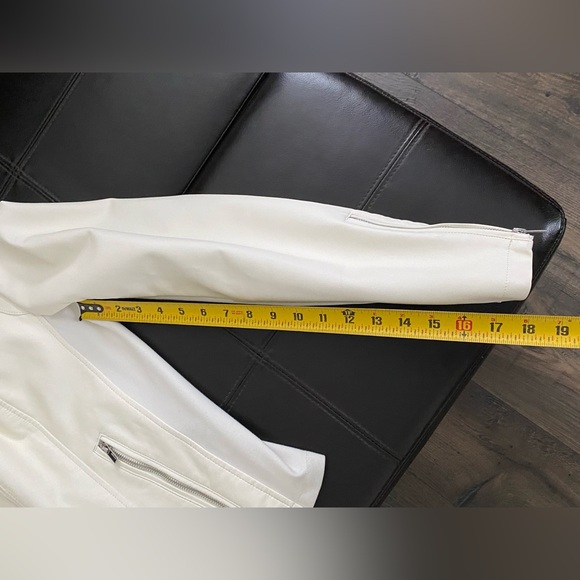 NWOT. Express Faux Leather Moto
Jacket, Sz L - Picture 7 of 10